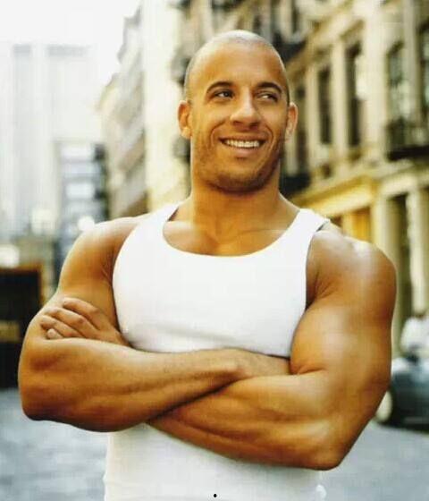 欧美硬汉肌肉裤子视频,展现狂野时尚裤子风采