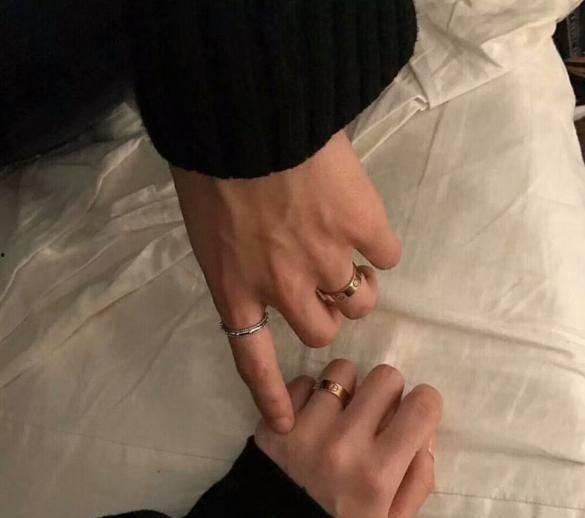 情侣牵手欧美视频大全,欧美情侣甜蜜瞬间大盘点