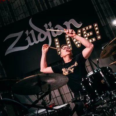 欧美鼓手音乐大全图片视频,鼓点飞扬，节奏共鸣